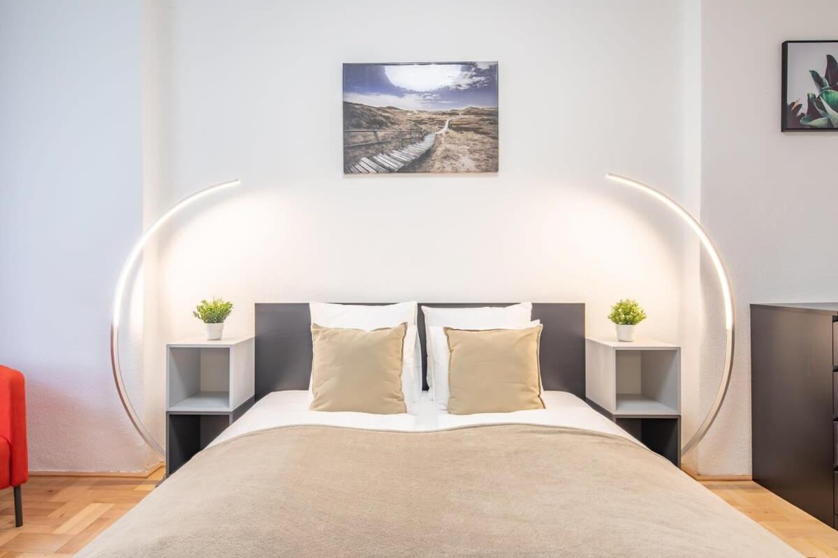 Апартаменти Large And Comfy Будапешт