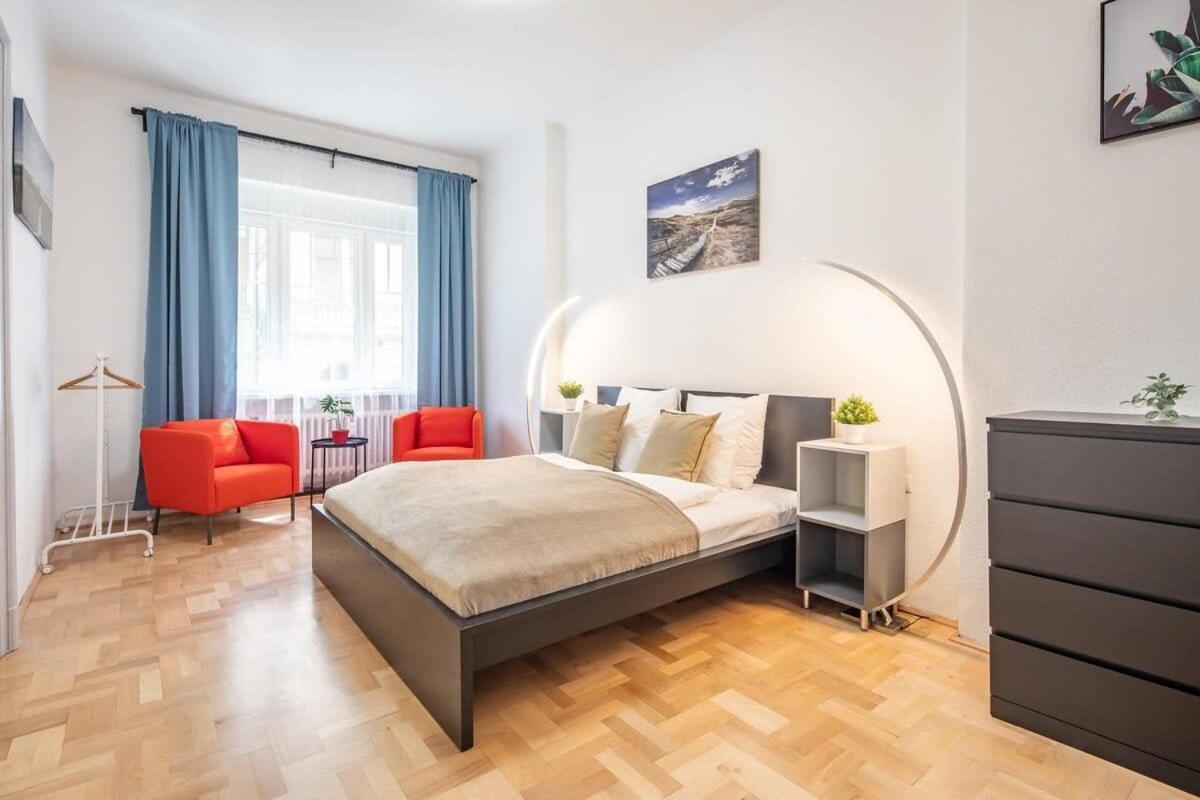 Large And Comfy Апартаменти Будапешт